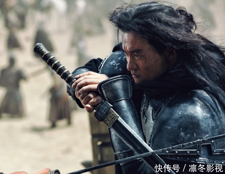 都说上综艺能翻红,看到周一围和马苏的资源,张铭恩才是赢家