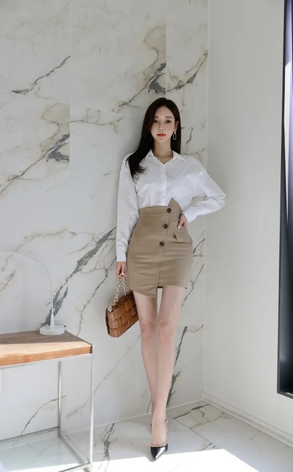 愁思|美图欣赏:孙允珠,雪杏怀春愁思婉约优雅西装裙