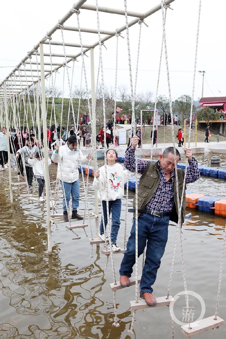 老年|春节假期 市民免费游玩娱乐设施