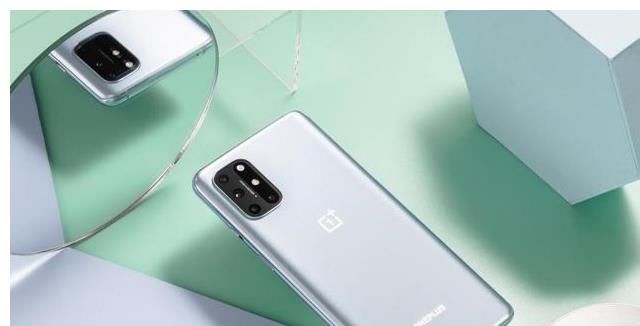 OPPOAce2|一加8T和OPPOAce2怎么选？哪个好？全面分析道出真相：这样更划算