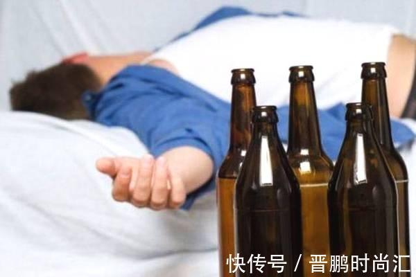 饮酒|长期饮酒者,若晨起出现4大“异常”,肝已“稀巴烂”,及时戒酒