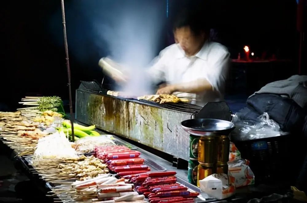 男孩|10岁男孩，经常腹痛，得知原因，妈妈总给孩子吃这些食物