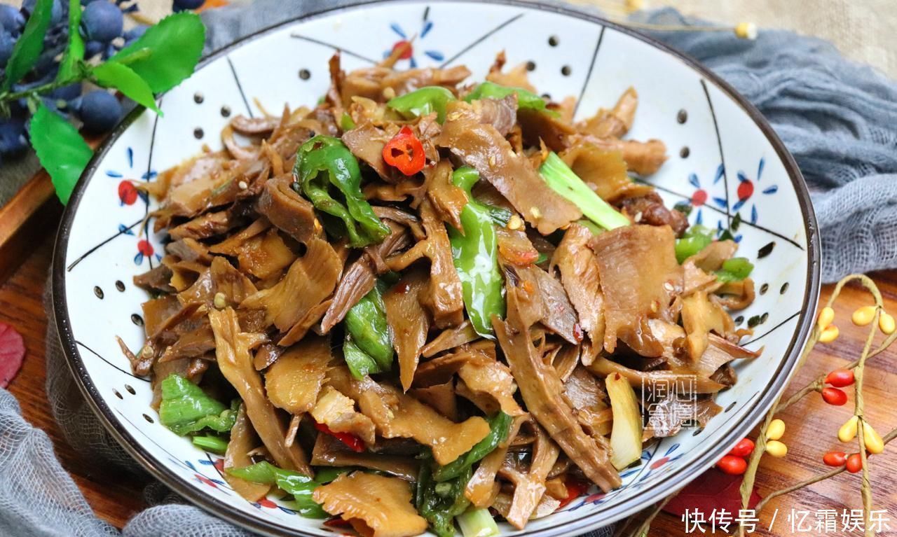 6种尽量先焯水再炒的蔬菜，吃着更放心，提醒家人，麻烦些也值得