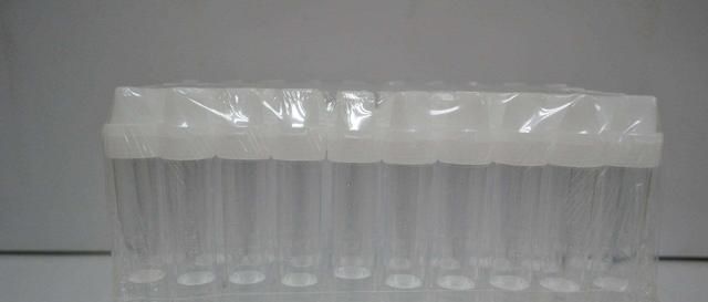 妈妈们|宝宝鼻孔都被鼻屎堵住,吃奶没法呼吸,医生告诉妈妈正确方法