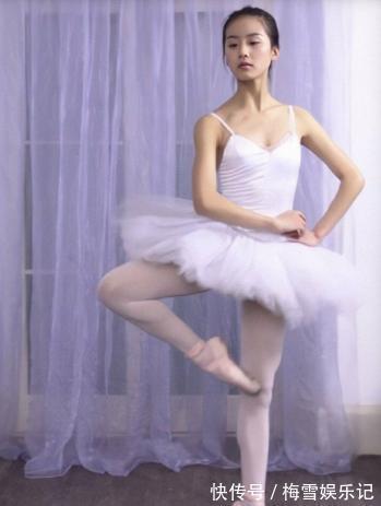 芭蕾舞照|刘诗诗少女时期芭蕾舞照曝光,身材凹凸有致,漫画腿吸睛