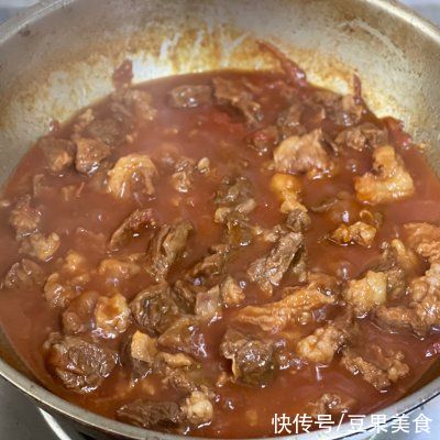 牛肉|汤浓味美??好吃到连汤都不剩??西红柿炖牛腩
