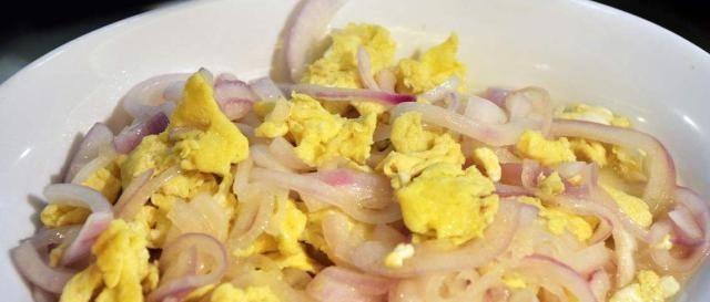 血管清理工找到了,坚持经常吃这种蔬菜,降血压,防感冒