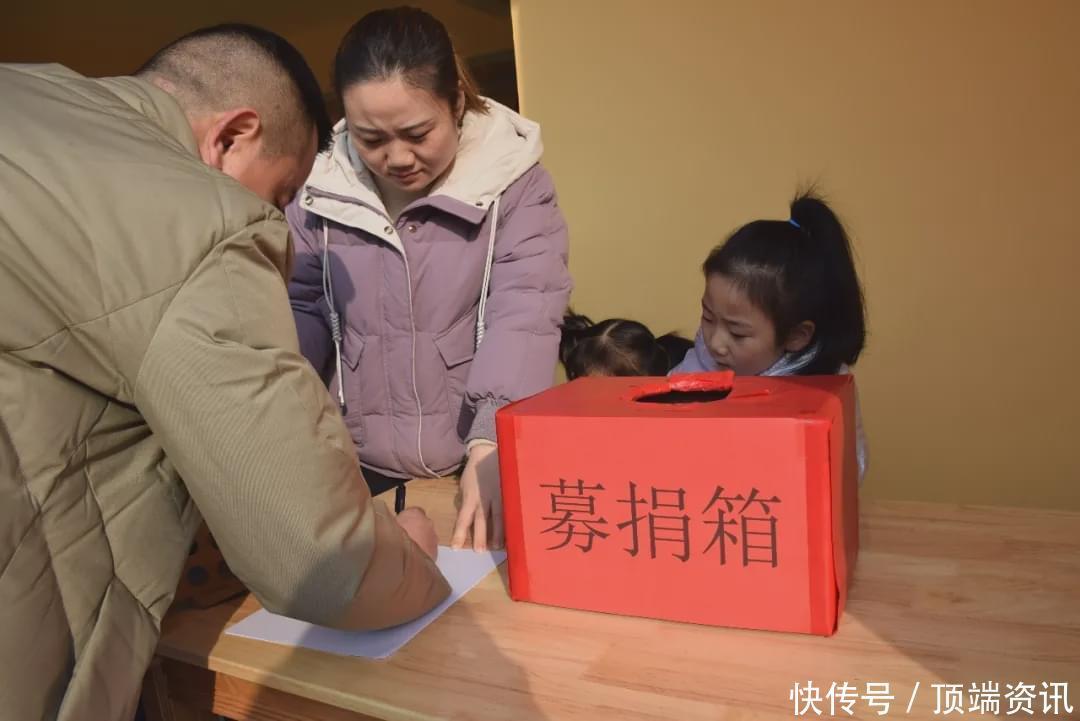 快来看，商城实验幼儿园里也有新年“庙会”