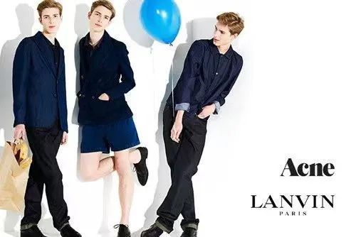 时髦办 |Alber Elbaz走了，他曾说“不尊重女性，作品就会失去灵魂”\＂,\＂i10\＂:\＂时髦办