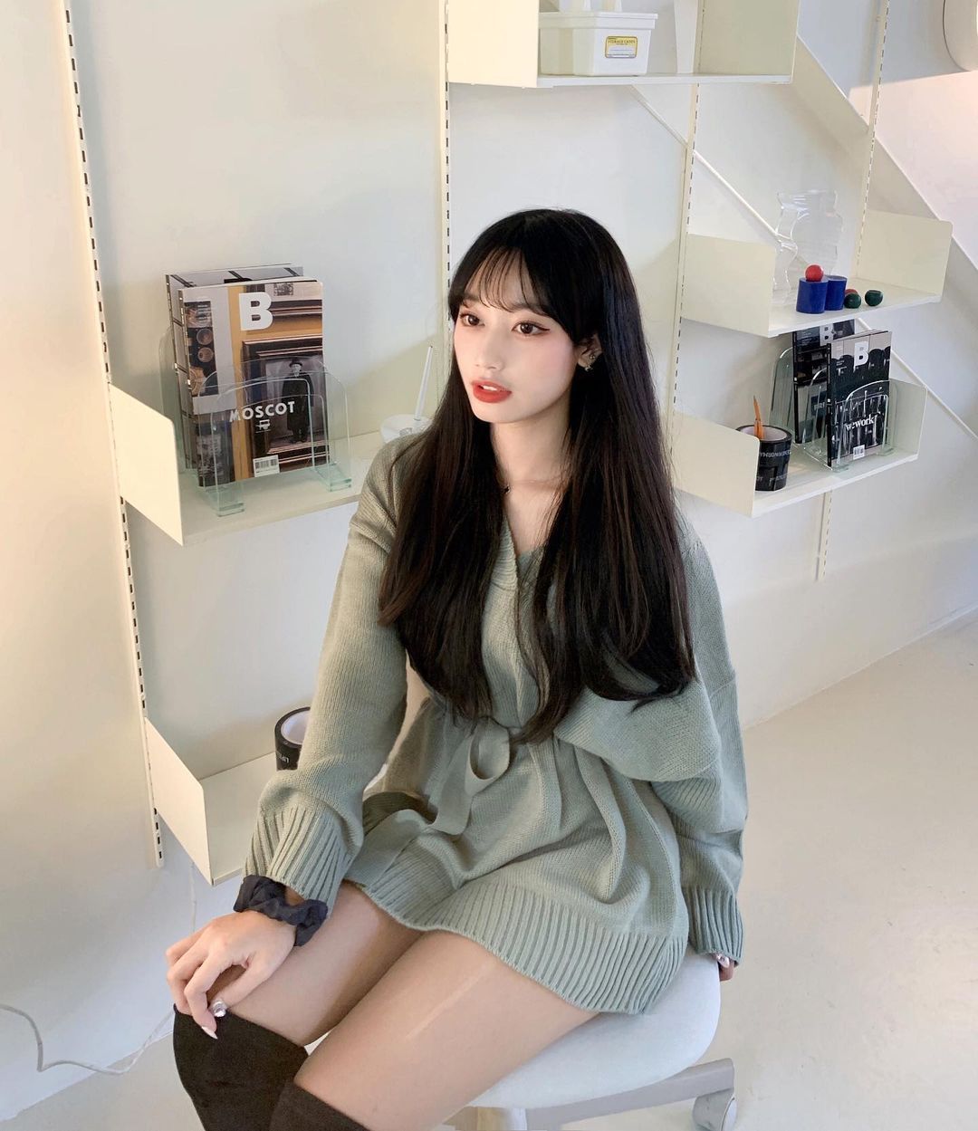 搭配|初秋女孩街拍时尚穿搭, 打扮不老气, 简约大方就很美