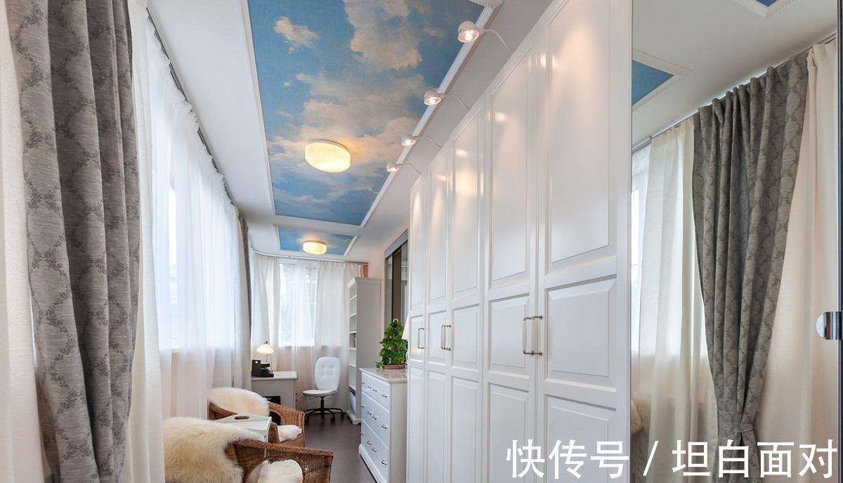 行李箱|拜托，别再浪费阳台了！沿着墙壁装7m长衣柜，解决全屋一半收纳