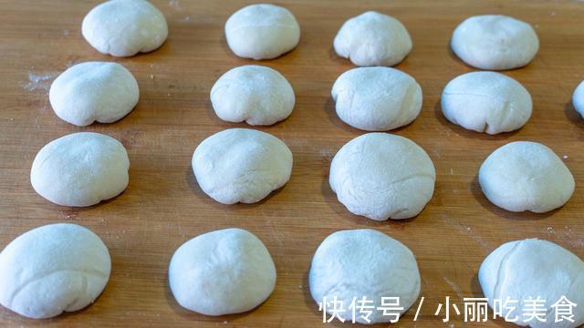 五花肉|教你做好吃的空心烧饼,无技巧无难度,夹菜夹肉都好吃,比买的香