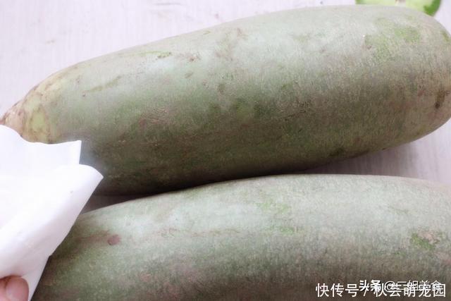 箱子|原来保存萝卜这么简单，菜农教您土方法，放久也不糠心，不怕多买