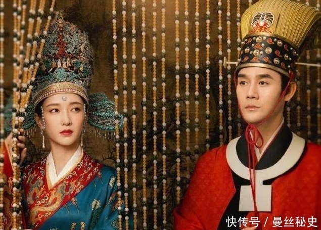 为何宋朝官服的脖子上有个白圈?并不是为了美观,别被电视剧骗了