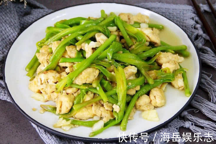 黄花菜炒蛋|天然“安眠药”找到了,每天炒一盘,镇定安神,一觉睡到大天亮