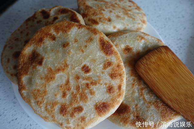 破皮|馅饼这样做才不破皮,皮薄馅足不露馅,原来和面也有小技巧