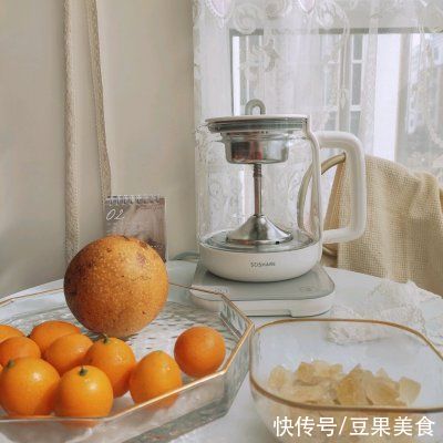 金桔雪梨汤，清肺润肺又解腻