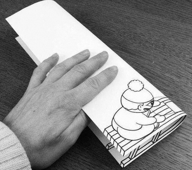 歪果仁@歪果仁脑洞大开,把一张A4纸玩成这样,进来膜拜!!