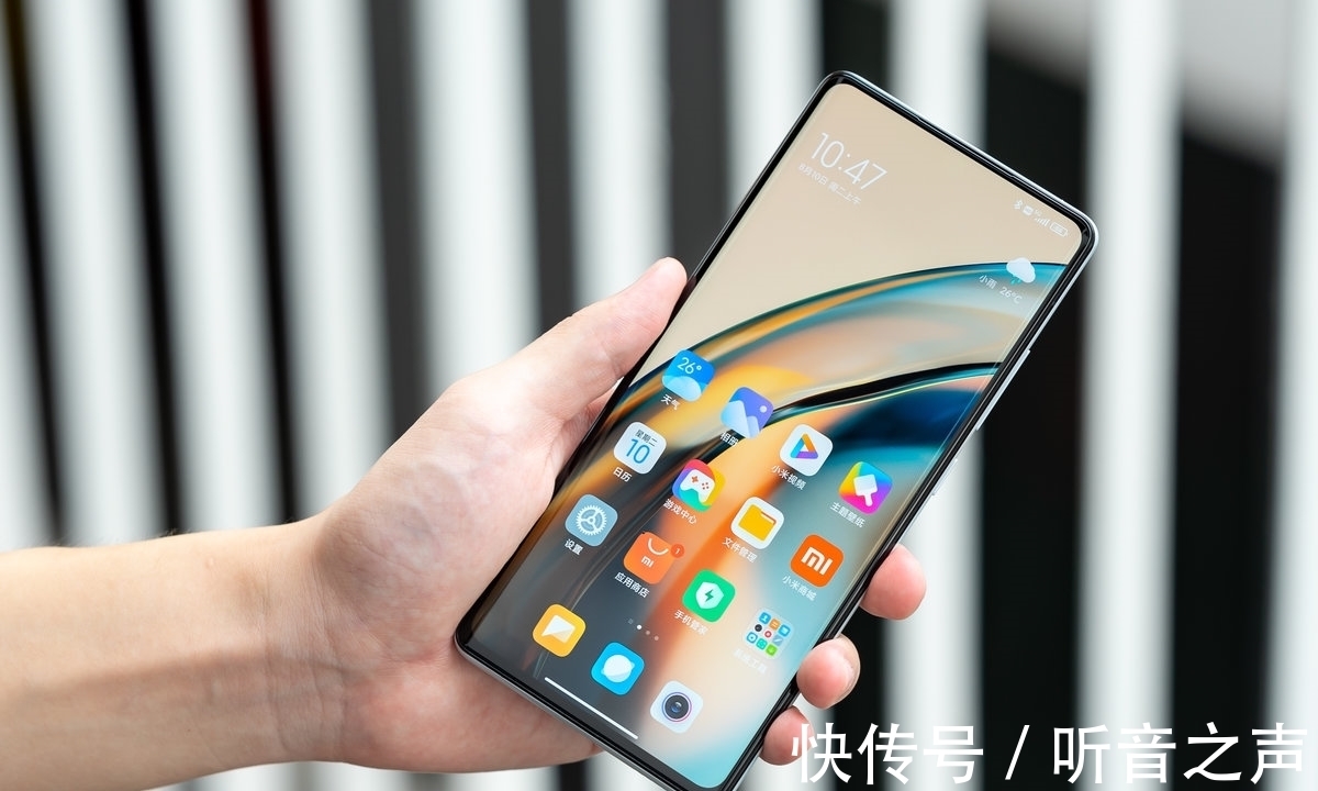 redmi|小米旗舰价格撑不住了？官宣猛降2500元