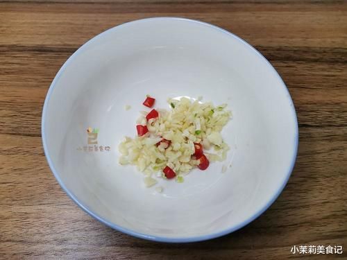 大寒过后，这菜要多吃，叶酸含量高，1元1斤，蒸