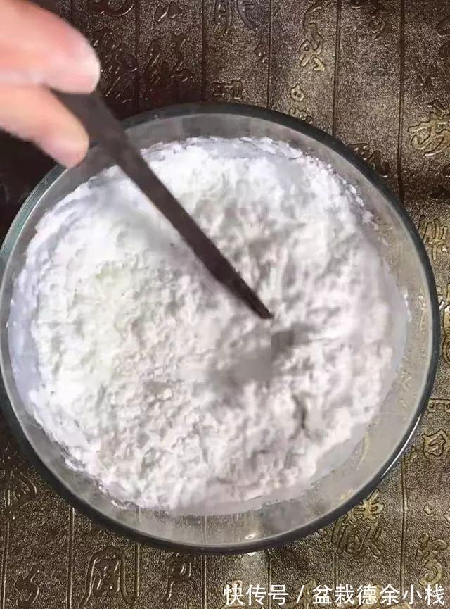 好吃|这东西你们那里叫什么？比蛋挞好吃，邻居过来一连吃了好几个