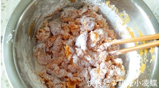 香甜|1个红薯1碗糯米粉,3分钟做出秘制小零食,香甜软糯,全家抢着吃