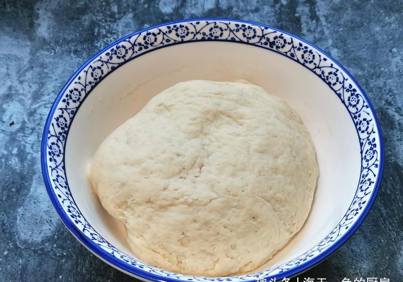 想吃麻酱千层饼不用排队买，在家做简单易学，外焦里软好吃