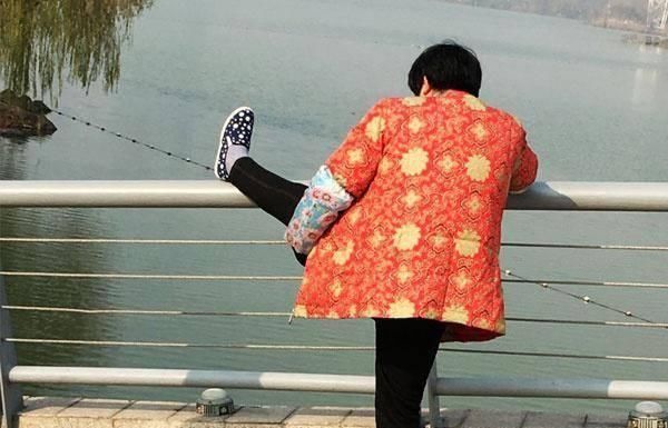 看你|女性身上几处越大,可能老得越慢,比较容易长寿,你若有请保持