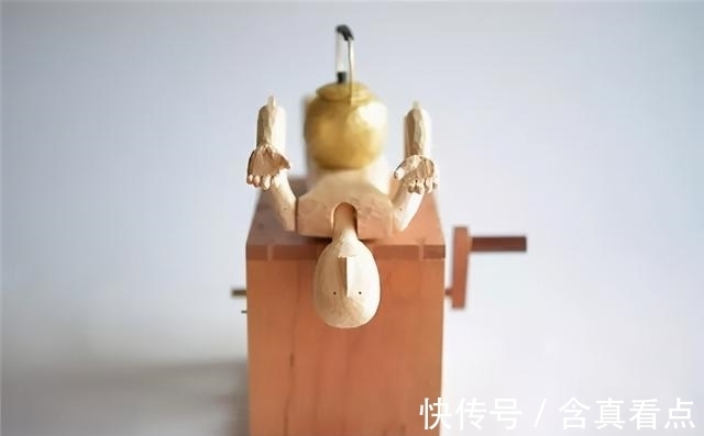 脑洞大开|一个脑洞大开的日本艺术家,设计了些奇奇怪怪的玩具装置···