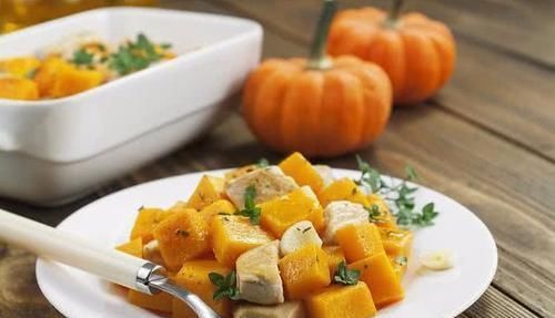 便秘“怕”这几种食物,经常吃点,或许能帮你“赶走”老便秘