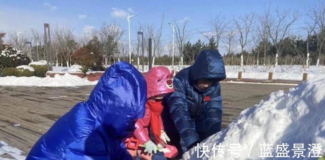 王楠|国乒隔离地点下大雪，王楠带领儿女堆雪人，追赶爱女打雪仗，欢乐！