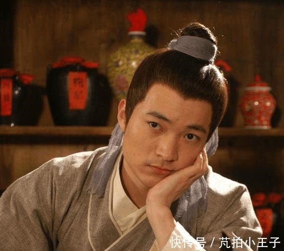 考试|范进中举之后为什么会疯掉,原来他中的官位这么大!