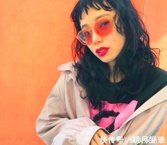 你的脸 这5款发型显得脸小,变精致小脸美女,第2款是男生们的最爱