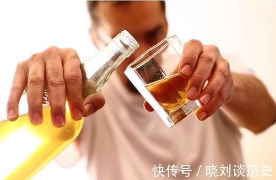 胆固醇|降血脂的妙招找到啦!2物多吃3事少做,血脂慢慢就会降下来啦