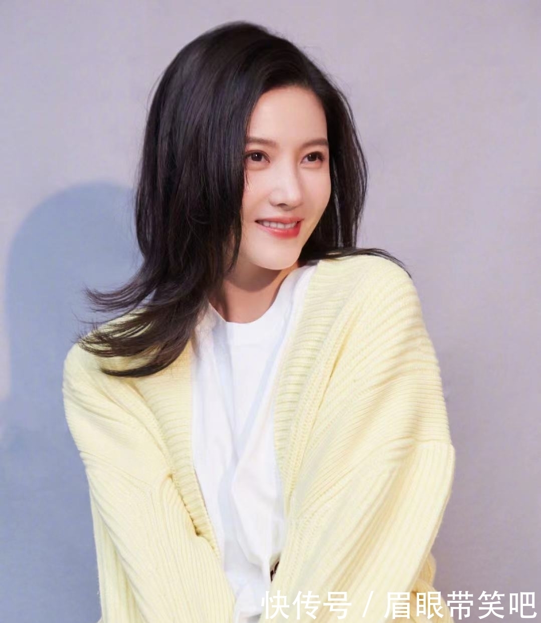 杨子姗 姐妹俱乐部,综艺热播榜第8名,欢乐开场。