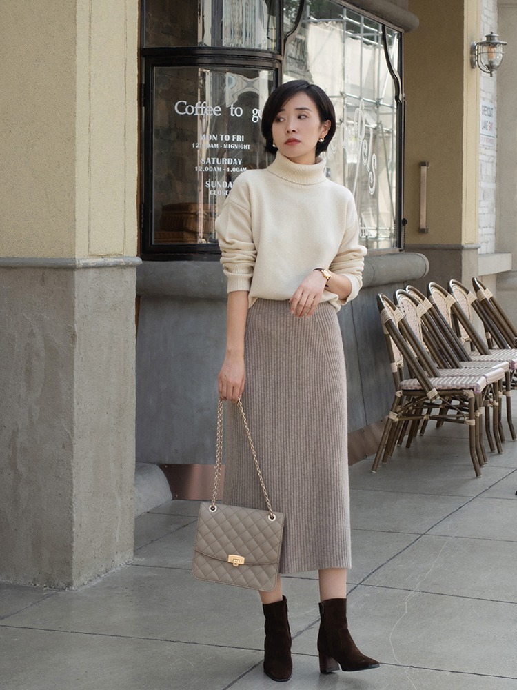 小姐姐|让人眼前一亮的“针搭,给你的冬天增添色彩,显瘦还保暖