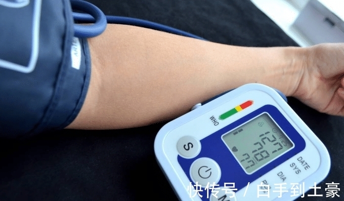 患者|30岁男子,健身时脑出血身亡,提醒:高血压患者,这2件事要少做