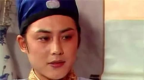 贾赦@明明是贾府中最能干的男人,却成了“受气包”,连丫头都同情他