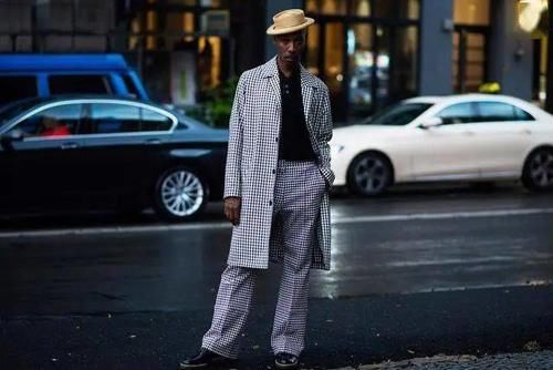 会穿搭的人，裤子都爱这种类型