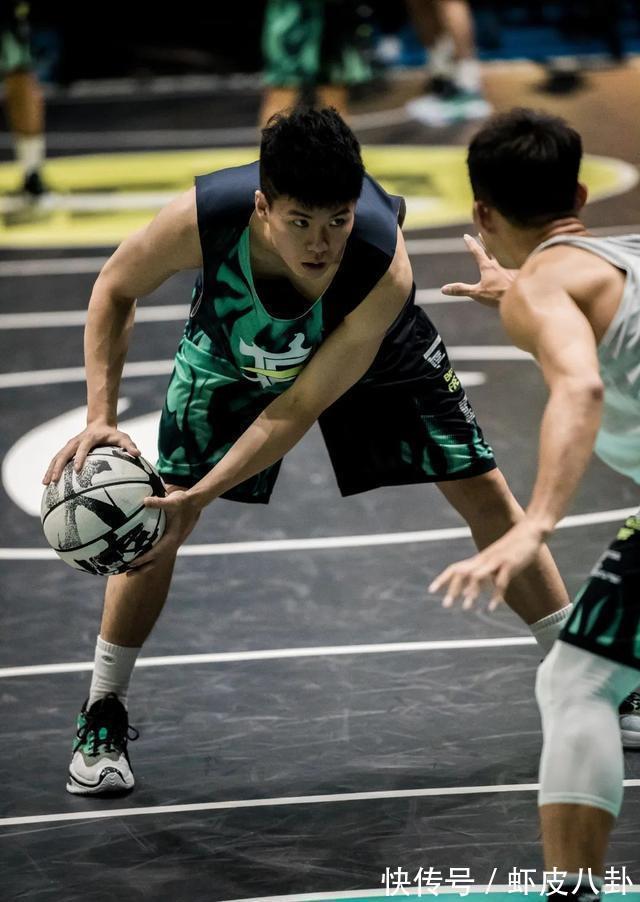 李宁|两大国产团队战靴——全城10、狂潮3Pro曝光!KT1复刻也玩套路?
