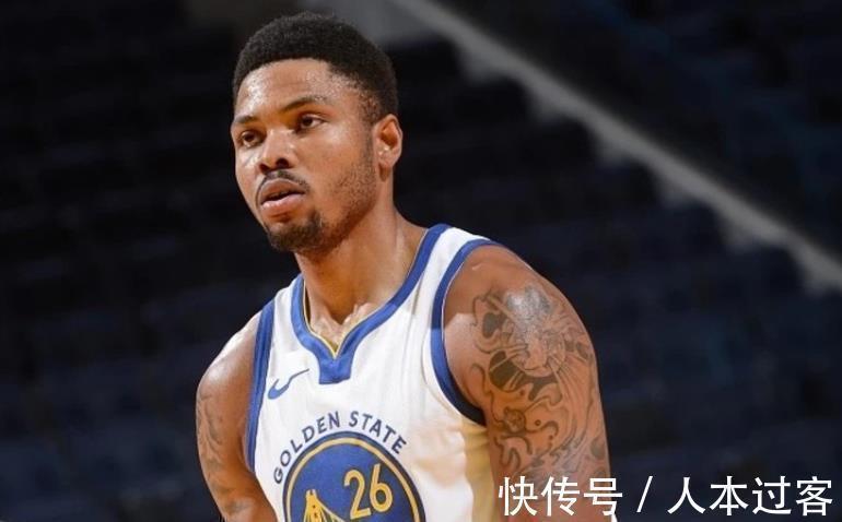 贝兹莫尔|从一防到三加从一防到五再加从三防到五,湖人这防守体系如何