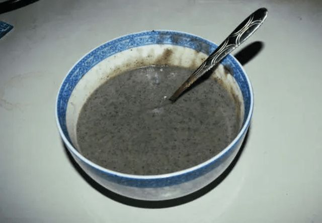 中医|81岁退休中医:血糖高莫慌张,2种维生素早晚吃,血糖或能稳稳降