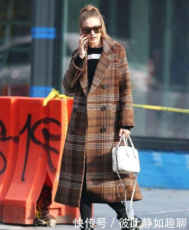 搭配|40+的女性,秋冬穿大衣多注意这3个