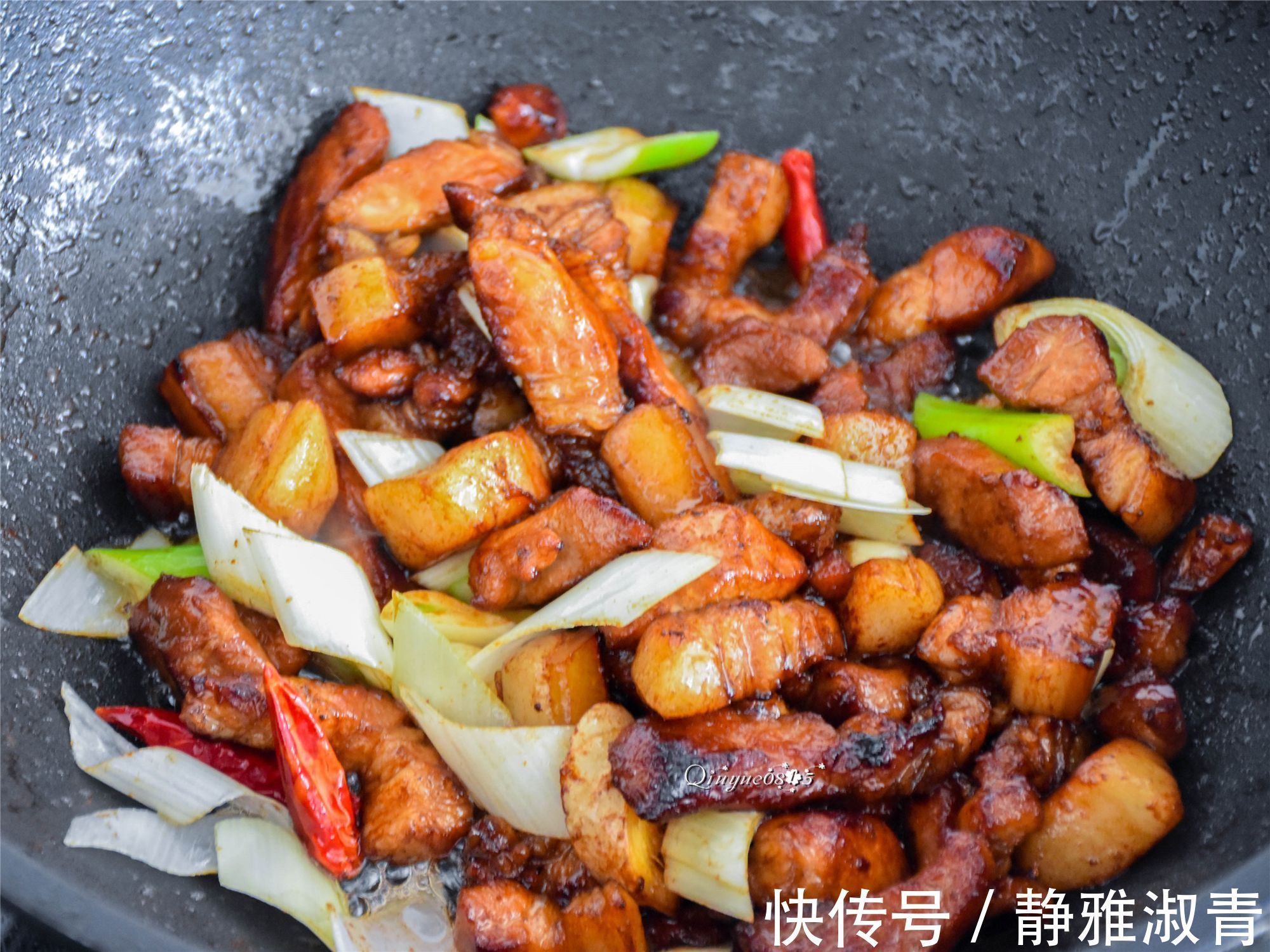 炖肉最“忌讳”这2种调料，放了等同在毁了肉，很多家庭都不懂