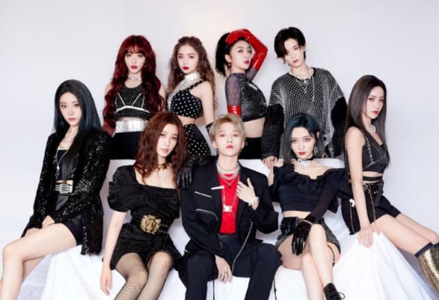 THE9与硬糖少女谁能上跑男官微发起投票,人气差距有点大了