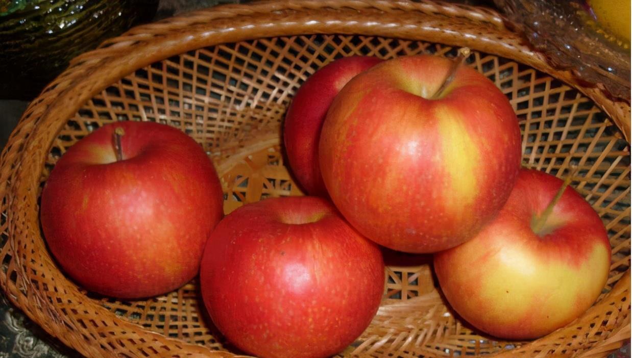 维生素|人到中年想长寿,要坚持吃3种食物,润肤美容、早吃早好