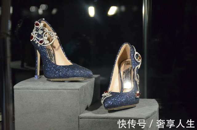 高跟鞋 当奢华珠宝被踩在脚下,你将成为别人眼中最贵气十足的女人