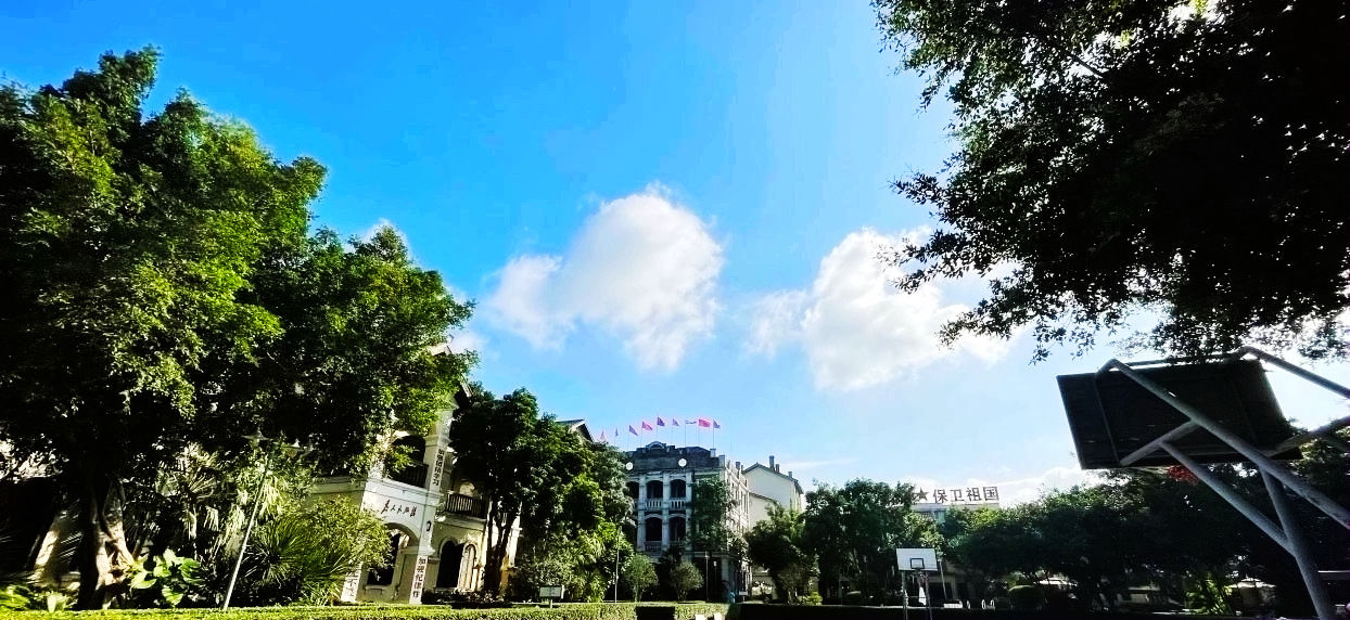 穿越|穿越民国街的风景——游观澜湖华谊冯小刚电影公社