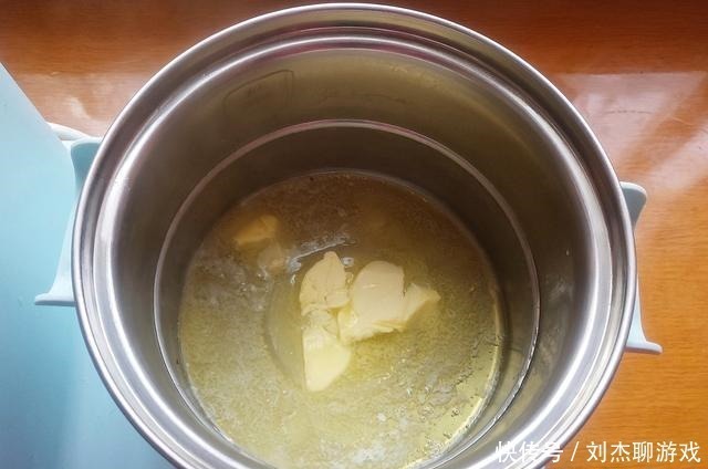 教你在家做出高颜值的爆米花，一口锅就能搞定，好看好吃零难度