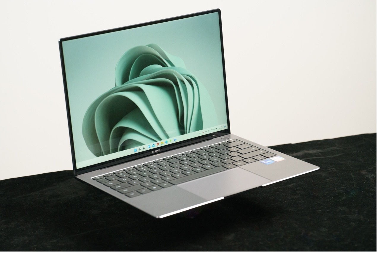 excel|对比测试11代酷睿的华为旗舰笔电后,发现M1被神话了?